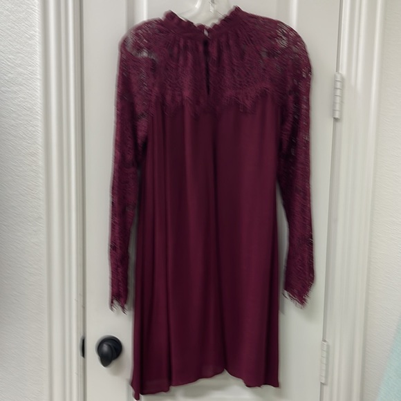 Burgundy dress - Picture 2 of 2